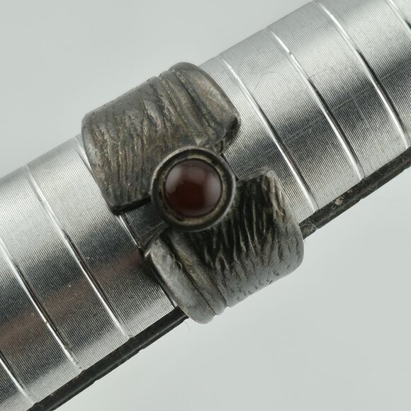 Unbranded Jewelry - Sterling Silver Ring 925 Tapered Band Size 8 Red Stone Vintage Gothic